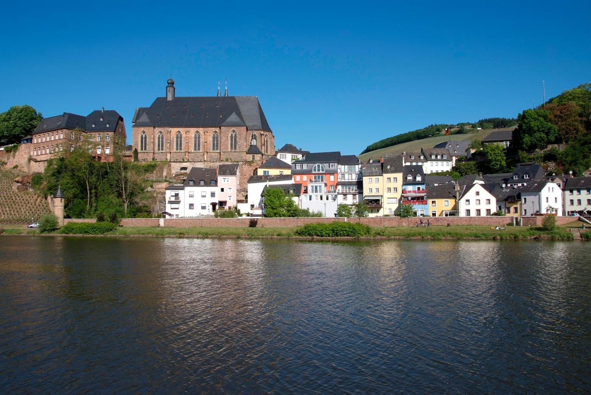 Hotel Wirtshaus Zum Pferdemarkt à Sarrebourg Extérieur photo
